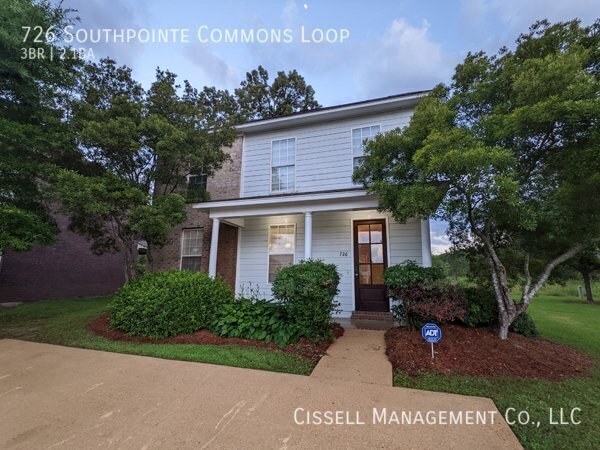 726 Southpointe Commons Loop