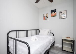 215 Piedmont Ave NE in Atlanta, GA - Building Photo - Building Photo