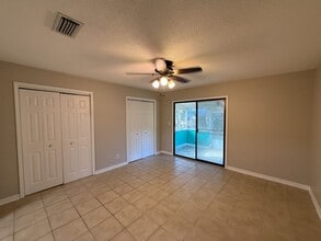 940 Candlestick Dr in Pensacola, FL - Building Photo - Building Photo