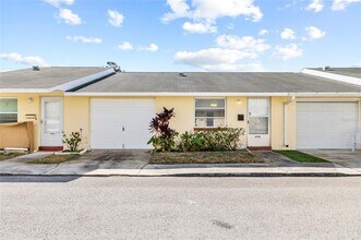 4948 Getner St in New Port Richey, FL - Building Photo - Building Photo
