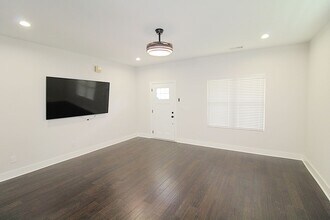 3404 Reid Ave in Charlotte, NC - Building Photo - Building Photo