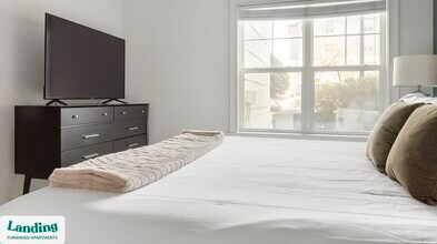 925 Canterbury Rd NE in Atlanta, GA - Building Photo - Building Photo