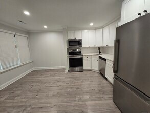 112 Glenwood Ave in Bridgeport, CT - Building Photo - Building Photo