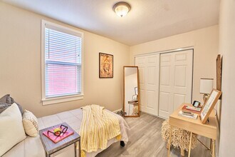 1215 Eagle Ave in Alameda, CA - Building Photo - Building Photo