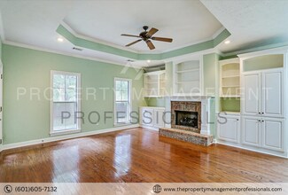 200 Stoneybrook Dr in Brandon, MS - Building Photo - Building Photo