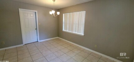 114 Wicker Way in Daphne, AL - Building Photo - Building Photo