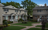 Fairfield Townhouses At Babylon Village in Babylon, NY - Building Photo - Building Photo