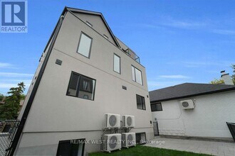 502 Atlas Ave in Toronto, ON - Building Photo - Building Photo