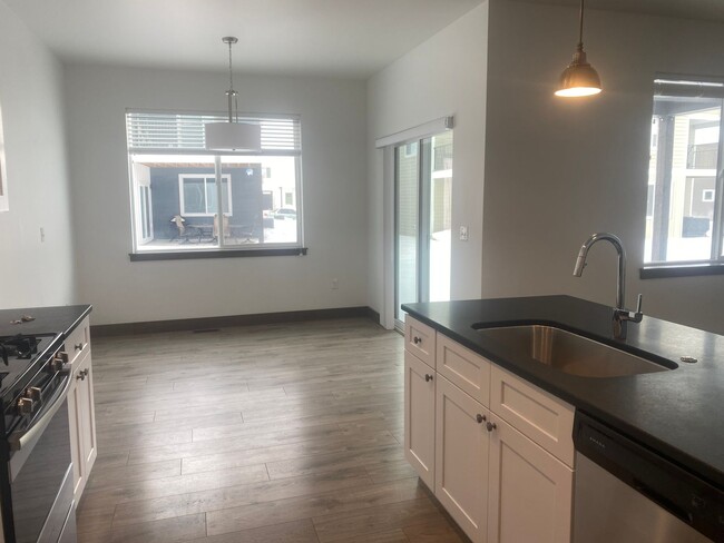 1147 Abigail Ln in Bozeman, MT - Building Photo - Building Photo