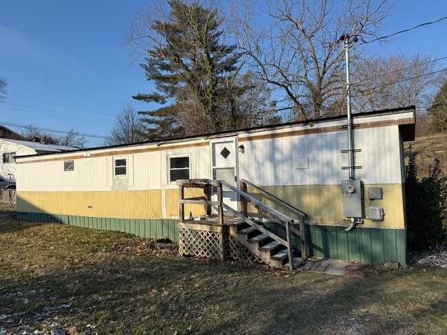 property at 303 Anderson St