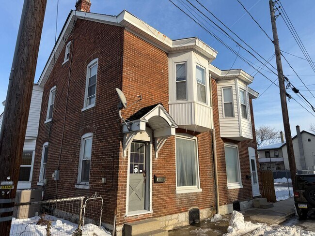 7 Kerrs Ave in Carlisle, PA - Building Photo - Building Photo