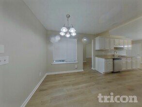 130 N Greenfield Cir in Covington, GA - Foto de edificio - Building Photo