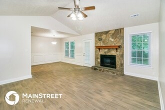 420 Rosehill Dr in Mcdonough, GA - Foto de edificio - Building Photo