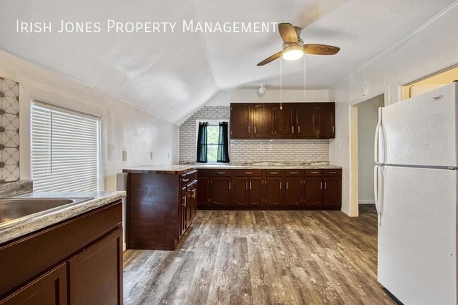 property at 68 Peter St
