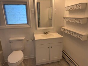 251 E 3rd St, Unit 1 in Moorestown, NJ - Building Photo - Building Photo
