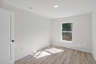 1115 F Ave in Fort Pierce, FL - Foto de edificio - Building Photo