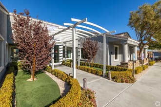 Camino Al Norte Townhomes in North Las Vegas, NV - Building Photo - Building Photo