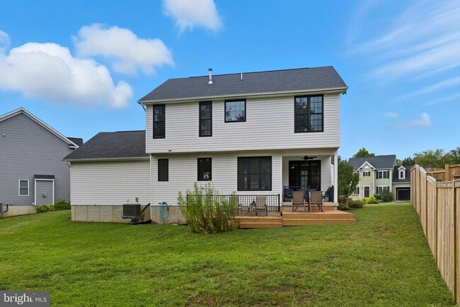 8193 Major Watters Ct in Warrenton, VA - Building Photo - Building Photo