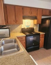 506 E Denton Dr in Euless, TX - Building Photo - Building Photo