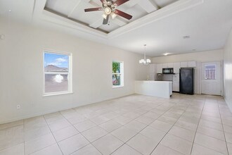 505 Teague Ave, Unit 2 in Edinburg, TX - Building Photo - Building Photo