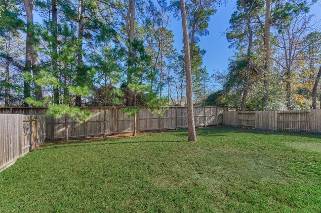 132 Cobble Medley Ct in Willis, TX - Building Photo - Building Photo