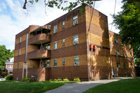 Wellesley Place in Pittsburgh, PA - Foto de edificio - Building Photo