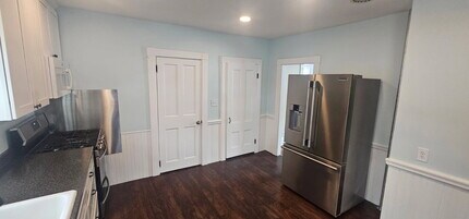 6 Eastern Ave in Wakefield, MA - Building Photo - Building Photo