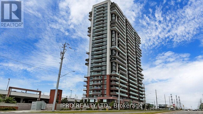 2550-2550 Simcoe St N in Oshawa, ON - Building Photo - Building Photo