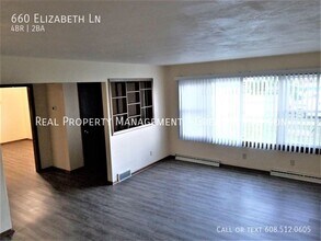 660 Elizabeth Ln in Sun Prairie, WI - Building Photo - Building Photo