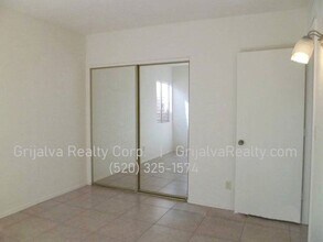 3311 S Placita Saltillo in Tucson, AZ - Building Photo - Building Photo