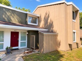 5967 Windhover Dr in Orlando, FL - Building Photo