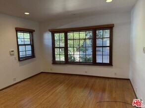 5500 Colbath Ave in Los Angeles, CA - Building Photo - Building Photo