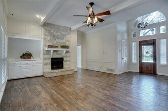 108 Mesquitewood St in Coppell, TX - Foto de edificio - Building Photo