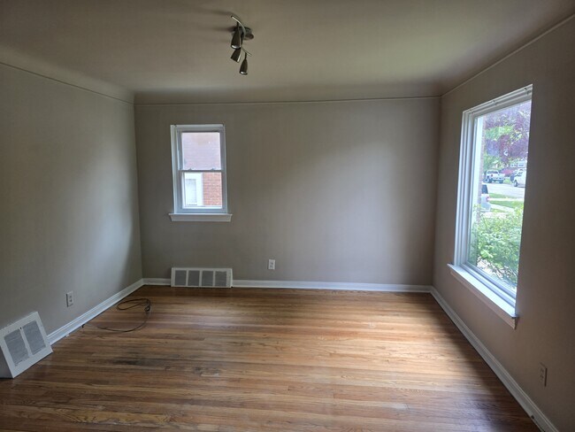 854 Harrison Blvd in Lincoln Park, MI - Building Photo - Building Photo