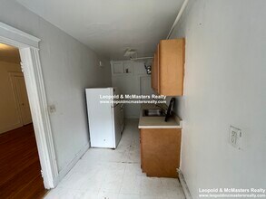 76 Washington St, Unit 27 in Boston, MA - Foto de edificio - Building Photo