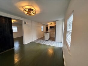 1314 E Gore St in Orlando, FL - Building Photo - Building Photo