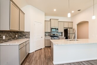 17686 Cedar Crst Dr in Conroe, TX - Building Photo - Building Photo