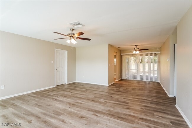 7311 Louise Dr in Ft. Myers, FL - Building Photo - Building Photo