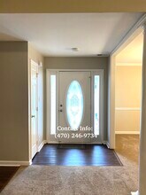 1945 Grayson Oaks Ct in Lawrenceville, GA - Foto de edificio - Building Photo