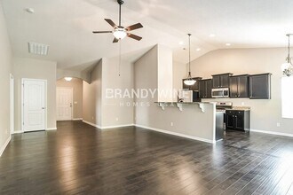 8928 Avery Meadows Dr in Charlotte, NC - Building Photo - Building Photo