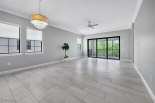 16386 Viansa Wy in Naples, FL - Building Photo