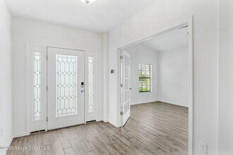 4387 Broomsedge Cir in West Melbourne, FL - Building Photo - Building Photo