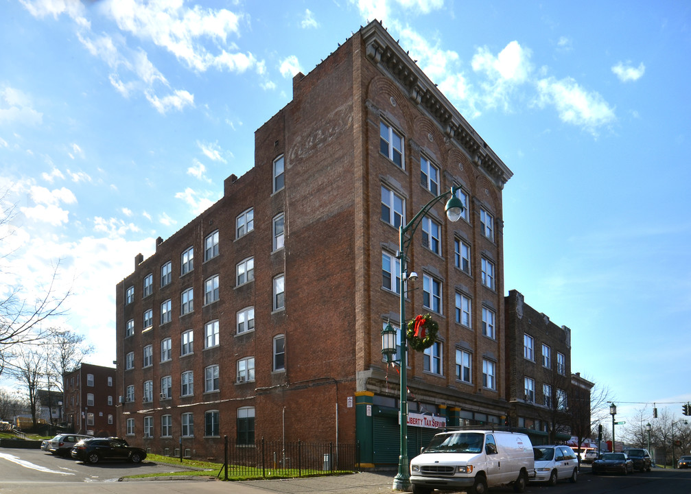 Zion Park Apartments in Hartford, CT - Building Photo