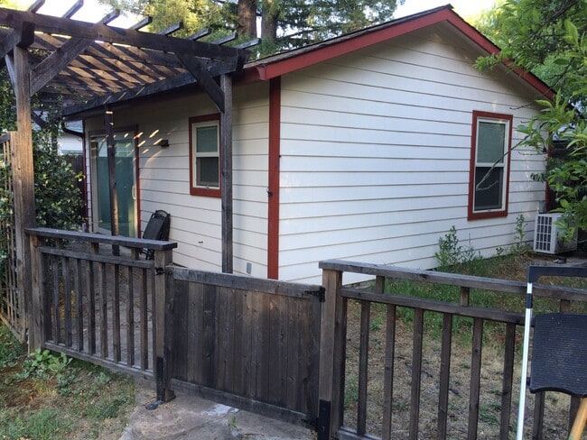property at 740 N Pine St