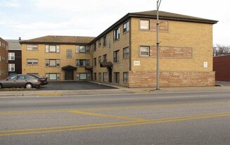 7513 Roosevelt Rd Apartments