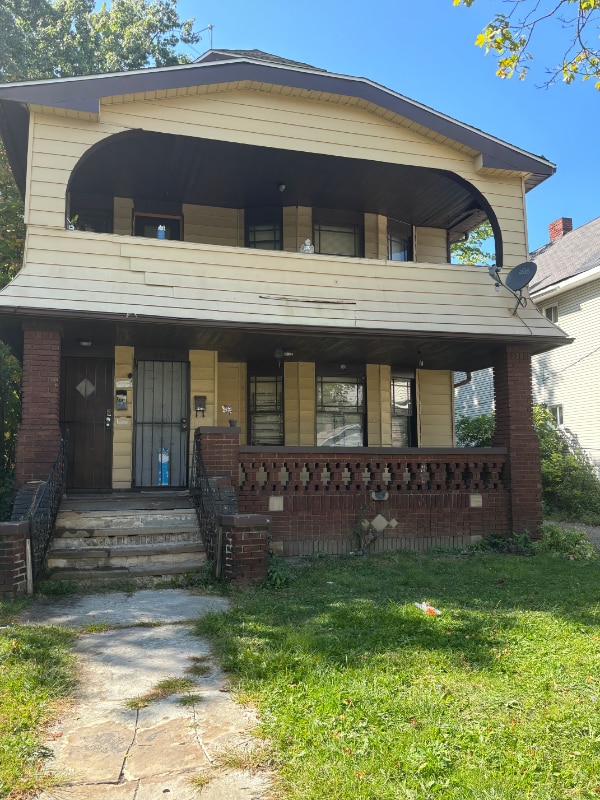 property at 3264 E 142nd St