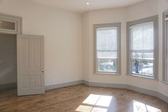 552 E Liberty in Savannah, GA - Building Photo - Building Photo