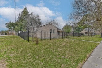 7740 Camwood St in Houston, TX - Building Photo - Building Photo