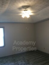 2882 Silver Maple Ct in Rex, GA - Building Photo - Building Photo