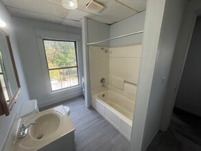 425 N Vermilion St in Danville, IL - Building Photo - Building Photo